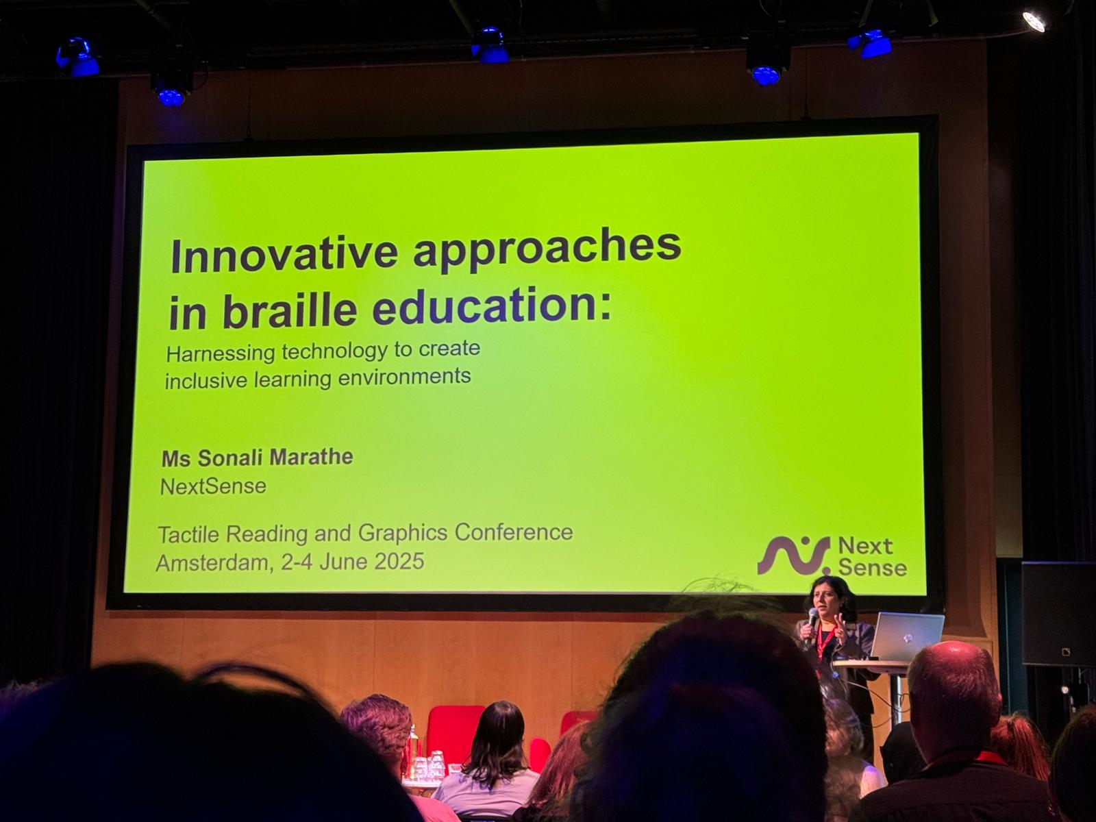 參加阿姆斯特丹觸覺閱讀研討會